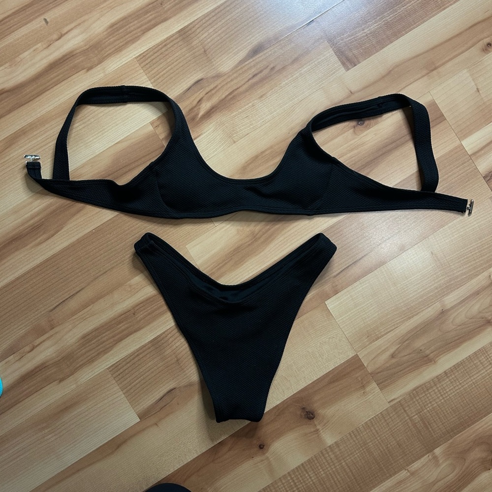 Black Ribbed Women's Swimwear Set